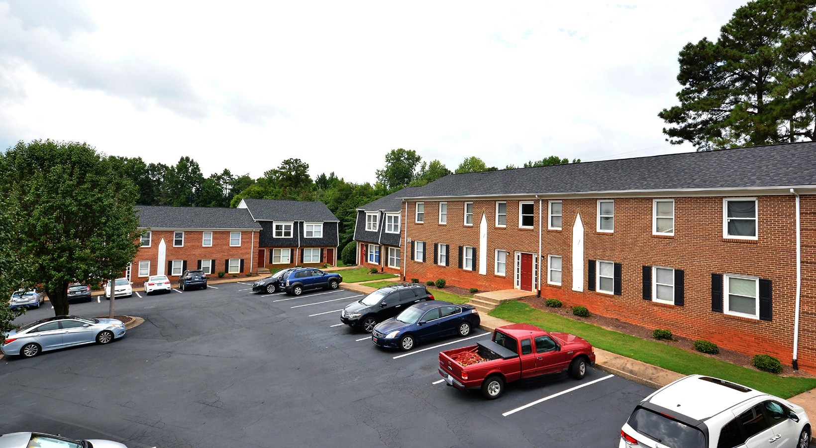 Beautiful rentals in Gastonia, NC The Park Apartments